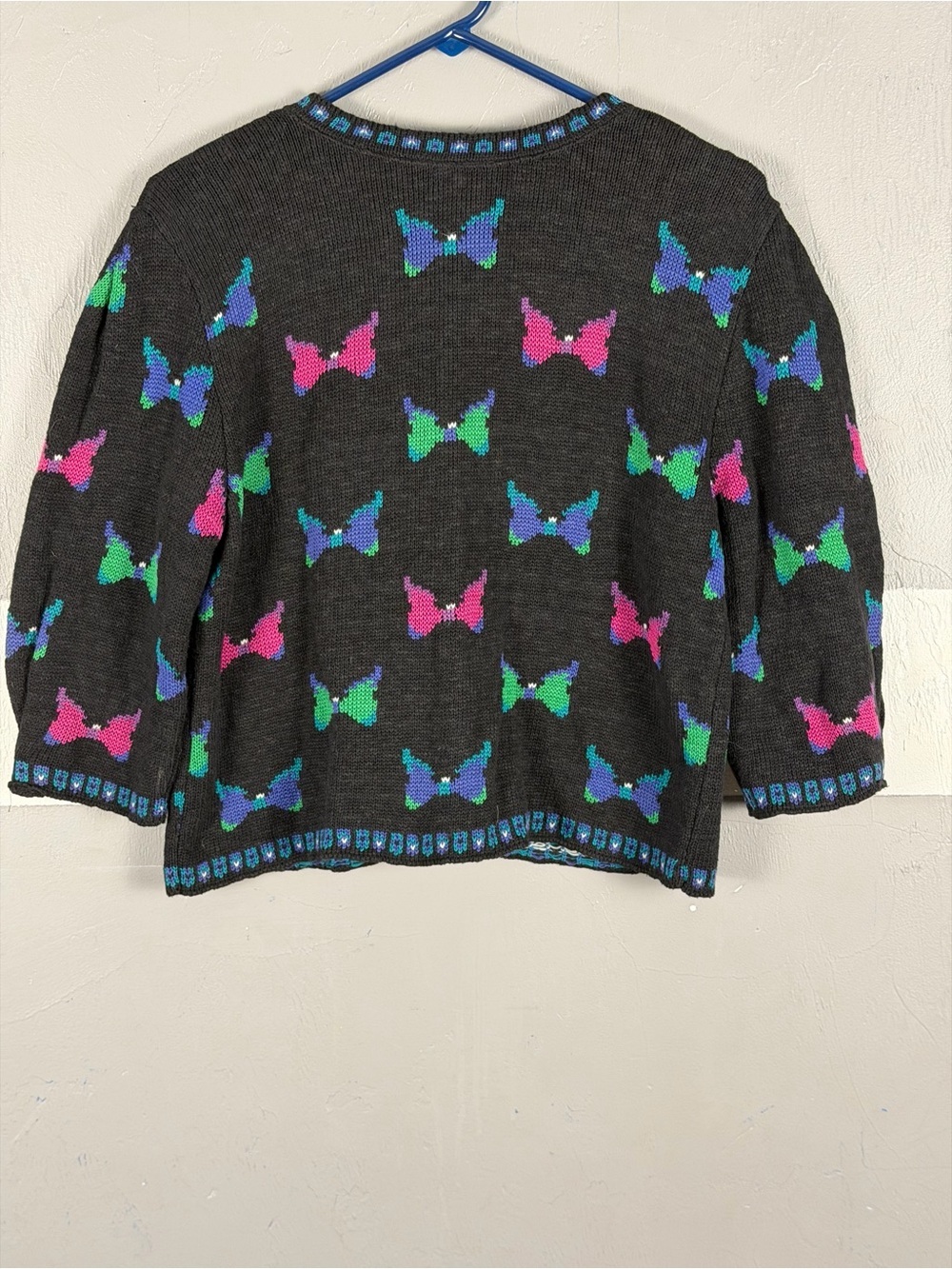 Cullinane butterfly/bow cardigan size large - Picture 6 of 8